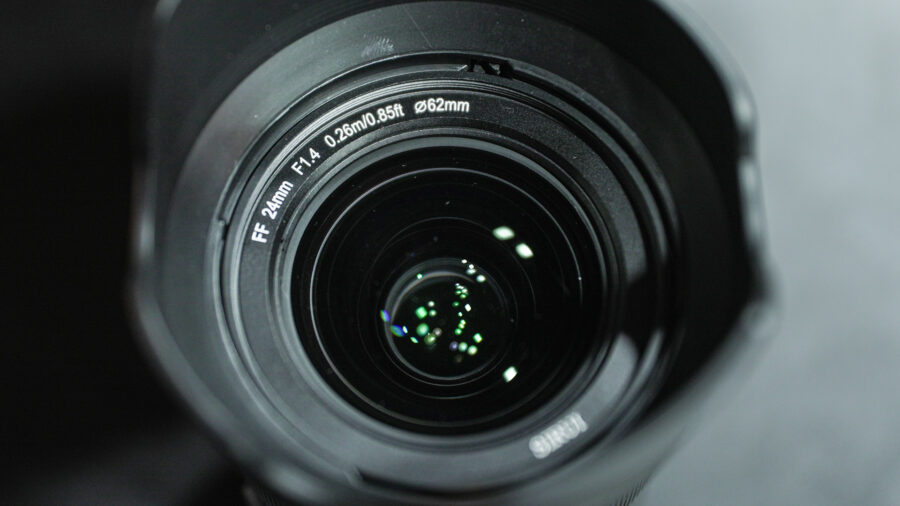 SIRUI Aurora 24mm f/1.4