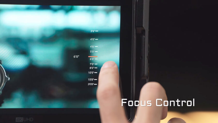 On-screen focus scale overlay on the Hollyland Pyro 7 Ultra