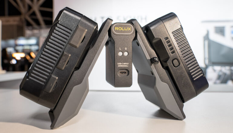 Rolux Foldable Dual V-Mount Charger Introduced – 100W USB-C Input, Fanless Design, 780g