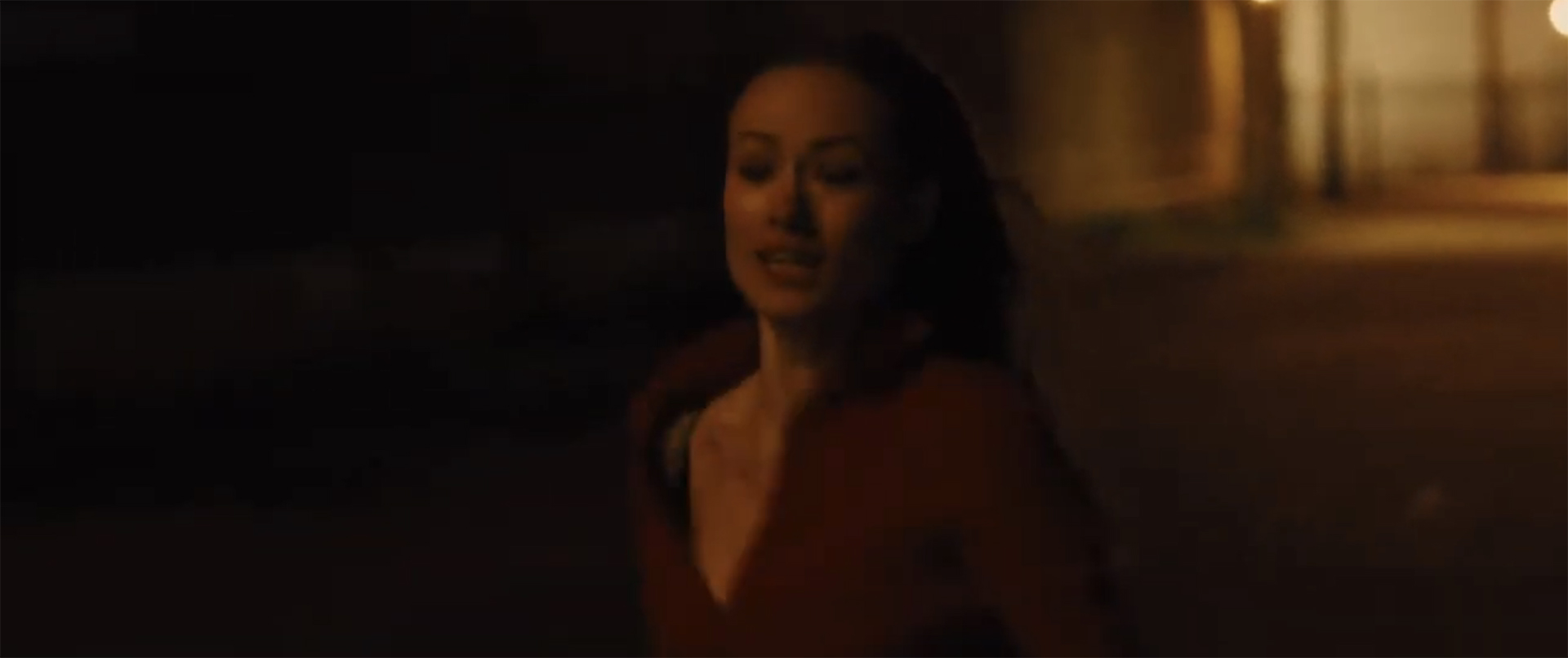 cross-cutting between Will and his mother running to each other